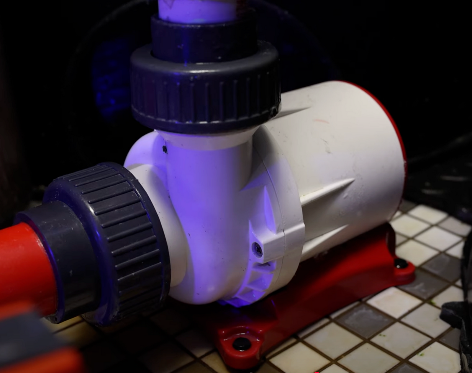 Silent Aquarium Pumps: How to Choose the Quietest Return Pump